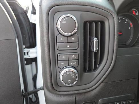 New 2026 GMC Sierra 3500 Pro w/ Convenience Package image 4