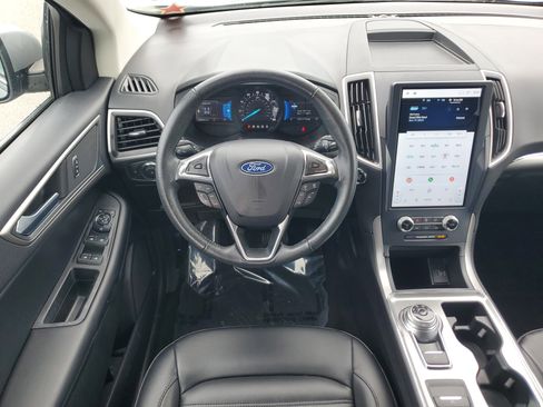 Certified 2022 Ford Edge SEL w/ Convenience Package image 20