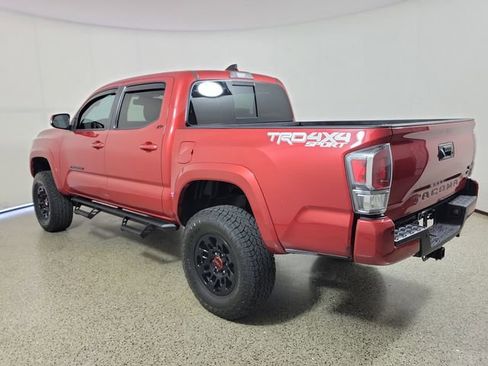 Used 2022 Toyota Tacoma TRD Sport w/ Technology Package AWD/4WD image 7