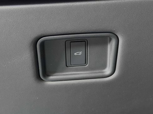 New 2026 Land Rover Range Rover Sport SE AWD/4WD image 9