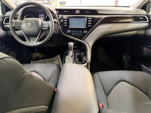 Used 2018 Toyota Camry LE w/ Convenience Package image 22