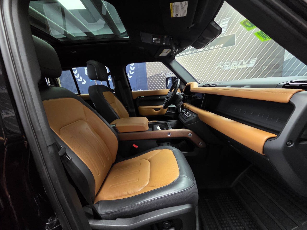 Used 2022 Land Rover Defender 110 X AWD/4WD image 40
