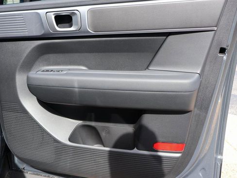 New 2026 Hyundai Santa Fe SE image 9