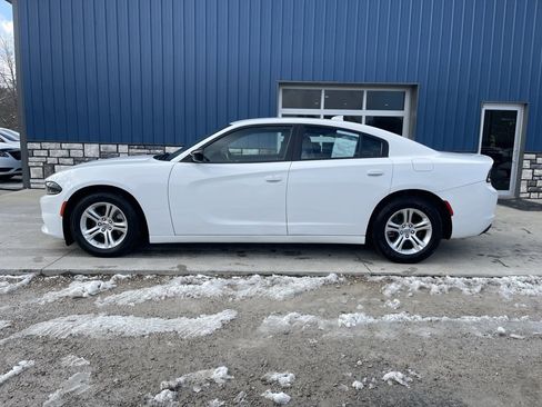 Used 2023 Dodge Charger SXT image 4
