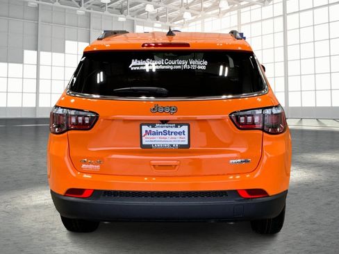 New 2026 Jeep Compass Latitude AWD/4WD image 4