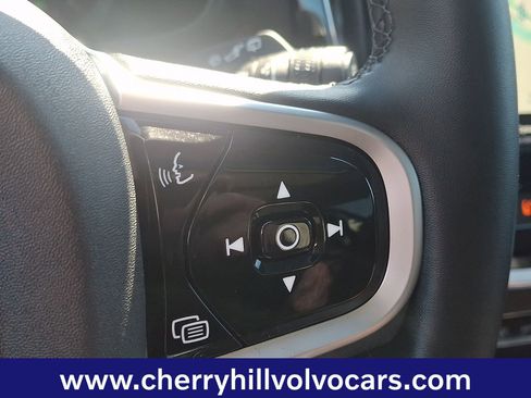 Certified 2025 Volvo V60 B5 Cross Country Plus image 24