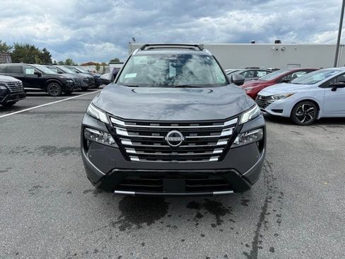 New 2026 Nissan Rogue Platinum w/ Platinum Premium Package image 3