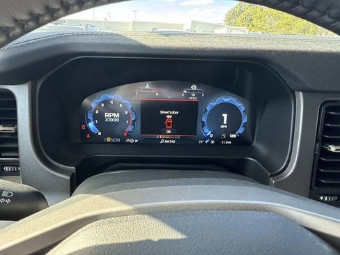 New 2025 Ford Bronco Badlands image 15