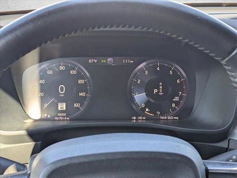 Used 2019 Volvo XC40 T5 Momentum image 10