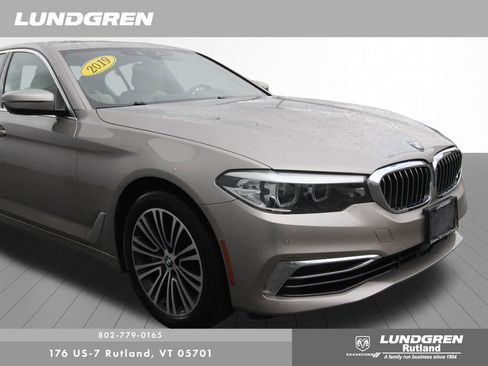 Used 2019 BMW 540i xDrive image 45