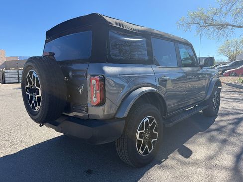 Used 2024 Ford Bronco Outer Banks image 8