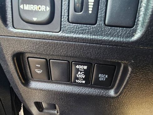 Used 2011 Toyota 4Runner Limited image 21