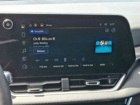 Used 2025 Chevrolet Equinox LT FWD image 16