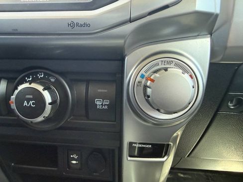 Used 2015 Toyota 4Runner SR5 Premium AWD/4WD image 46
