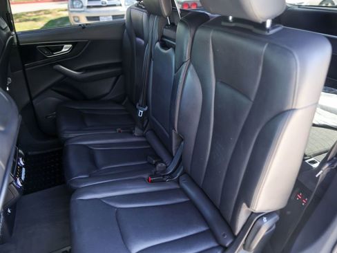 Used 2018 Audi Q7 3.0T Prestige w/ Prestige Package image 25