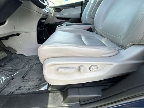Used 2019 Honda Odyssey EX-L image 12