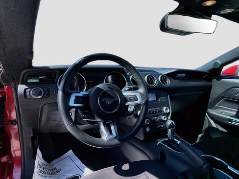 Used 2023 Ford Mustang Coupe RWD image 12