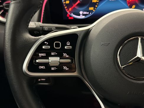 Used 2023 Mercedes-Benz GLB 250 image 17