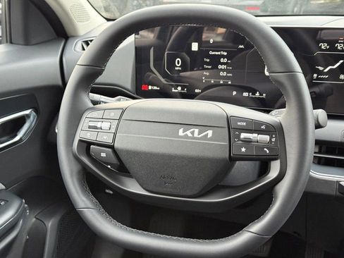 New 2025 Kia K4 EX image 8