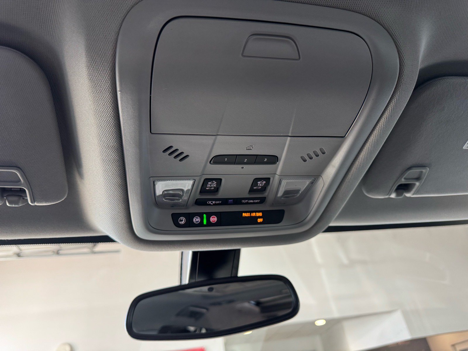 Used 2019 GMC Acadia SLT AWD/4WD image 23