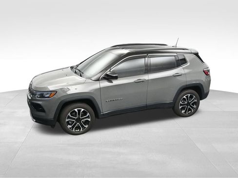 Used 2023 Jeep Compass Limited AWD/4WD image 18