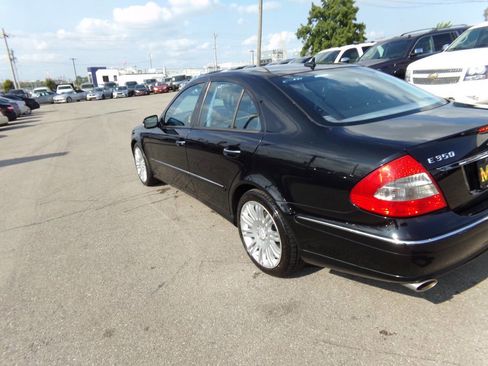 Used 2008 Mercedes-Benz E 350 4MATIC Sedan w/ Premium Pkg 1 image 36