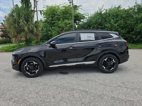 New 2027 Kia Sportage EX FWD image 5