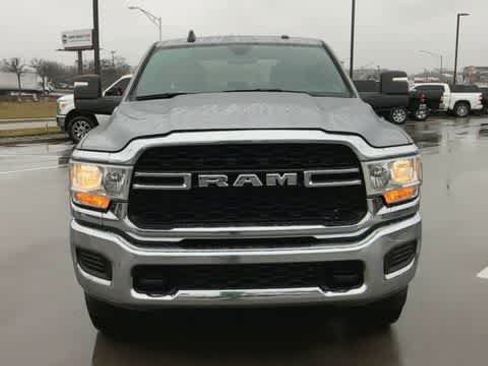 Used 2024 RAM 2500 Tradesman w/ Chrome Appearance Group AWD/4WD image 3