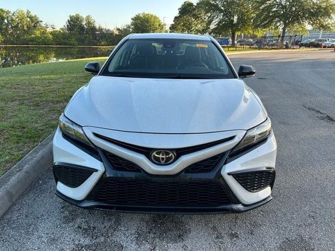 Used 2023 Toyota Camry SE image 8