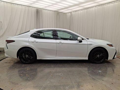 Certified 2021 Toyota Camry XSE w/ Navigation Upgrade Package image 26