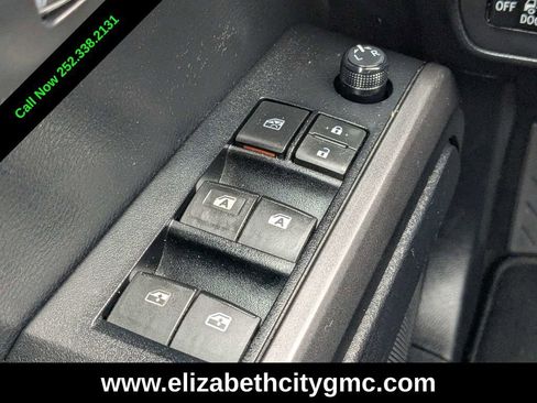 Used 2019 Toyota Tacoma SR image 21