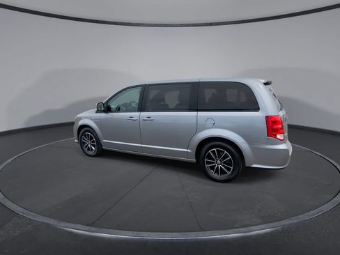 Used 2019 Dodge Grand Caravan GT FWD image 6