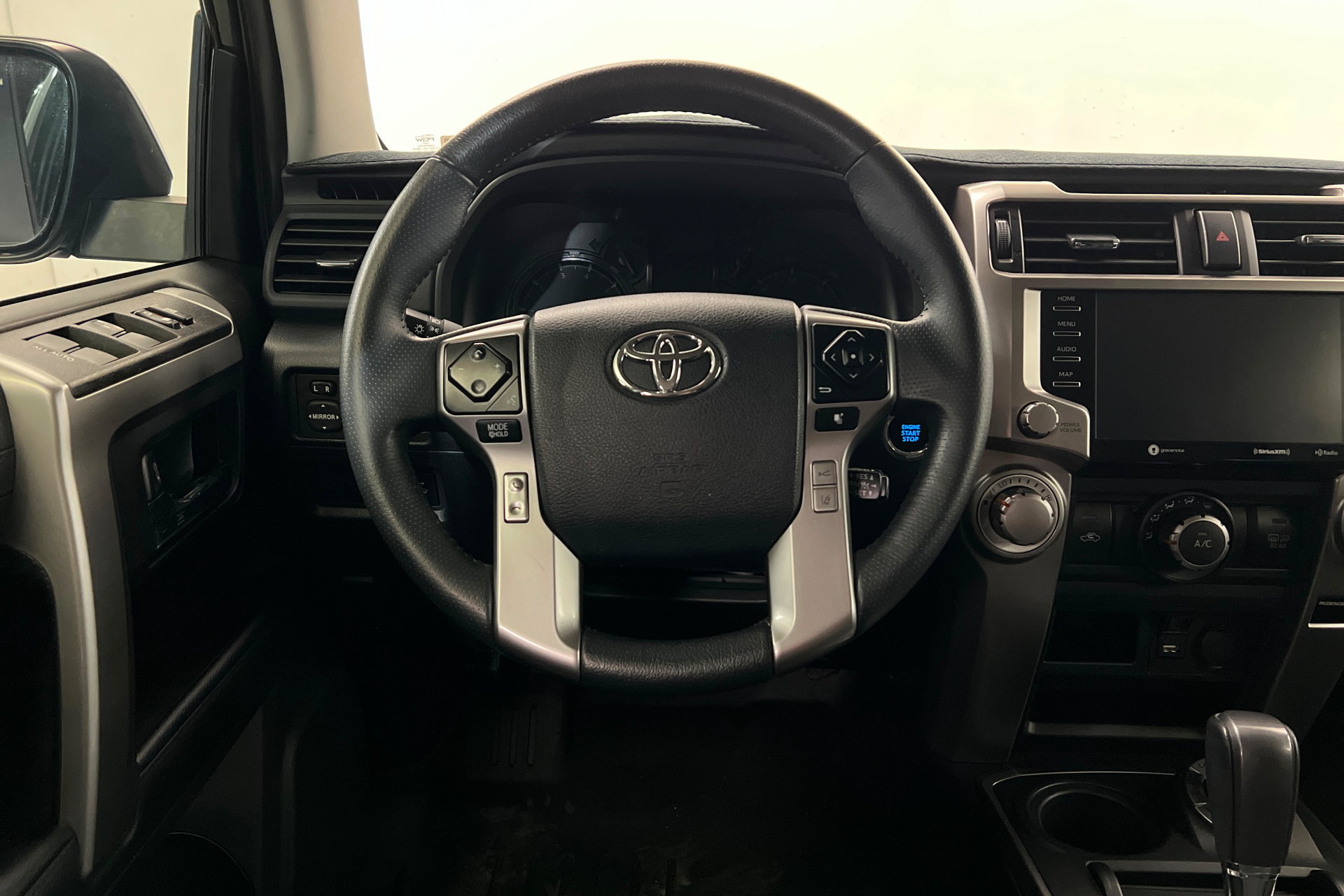 Used 2022 Toyota 4Runner Trail Special Edition AWD/4WD image 13