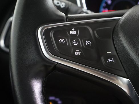 Used 2024 Chevrolet Equinox LT FWD image 38
