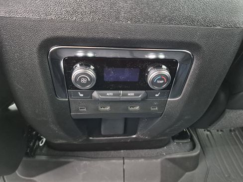 New 2026 GMC Yukon XL AT4 w/ AT4 Premium Plus Package image 15