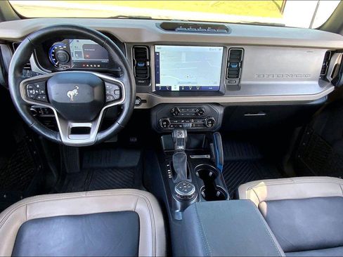 Used 2024 Ford Bronco Wildtrak AWD/4WD image 14