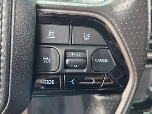 Used 2023 Toyota Tundra SR5 w/ SR5 Convenience Package AWD/4WD image 32