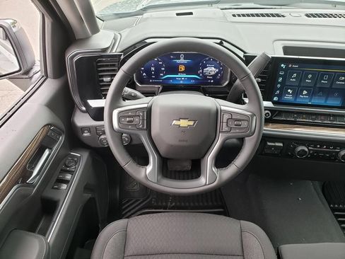 New 2026 Chevrolet Silverado 1500 LT AWD/4WD image 19
