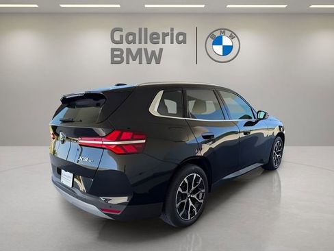 Used 2025 BMW X3 xDrive30i w/ Premium Package AWD/4WD image 7