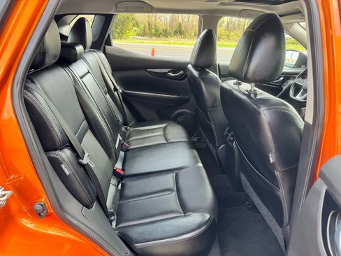 Used 2022 Nissan Rogue Sport SL w/ Premium Package image 35