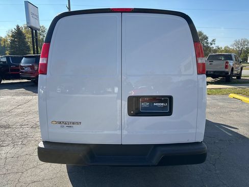 New 2025 Chevrolet Express 2500 Extended w/ Driver Convenience Package RWD image 4