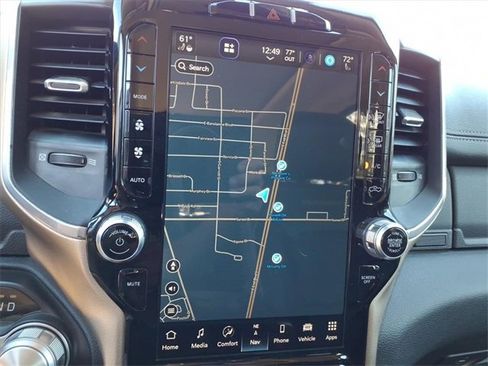 Used 2022 RAM 1500 Laramie w/ Laramie Southwest Edition image 6