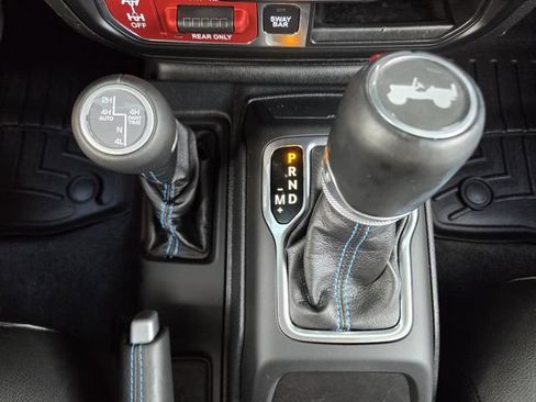 Used 2021 Jeep Wrangler Unlimited Rubicon 4xe AWD/4WD image 29