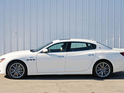 Used 2022 Maserati Quattroporte GT image 48