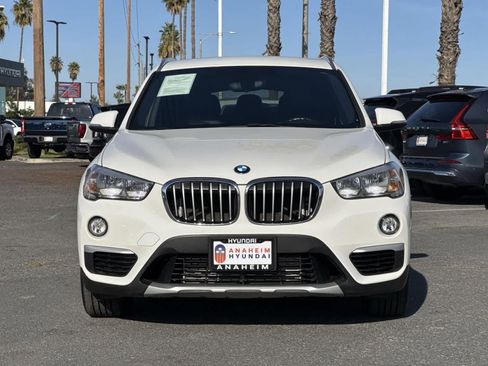 Used 2017 BMW X1 xDrive28i image 9