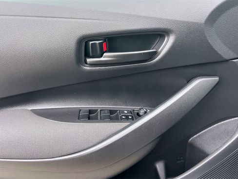 Certified 2025 Toyota Corolla LE image 13