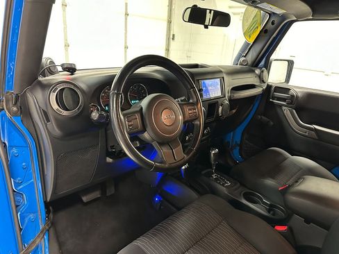 Used 2012 Jeep Wrangler Sport image 18