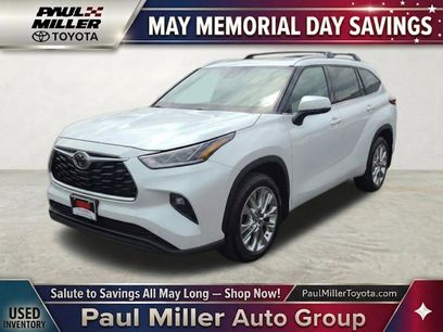 Used 2023 Toyota Highlander Limited