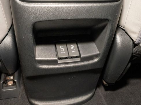 Used 2017 Honda CR-V EX-L image 8