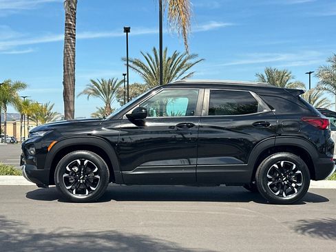 Used 2023 Chevrolet TrailBlazer LT w/ Convenience Package FWD image 7